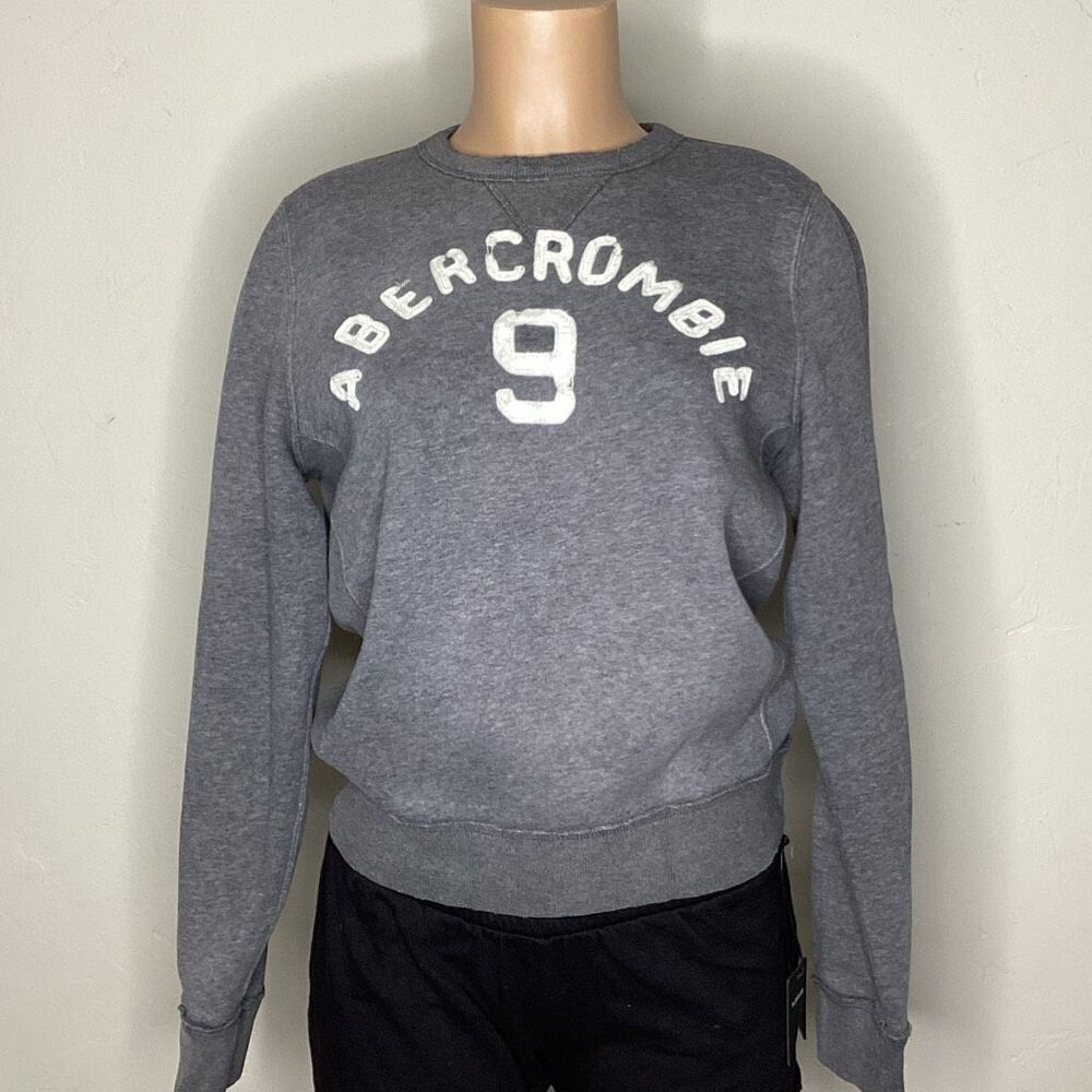 Abercrombie & Fitch muscle sweatshirt. Small. Retails $80